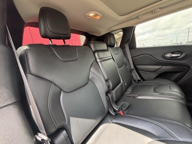 used 2016 Jeep Cherokee car, priced at $15,497