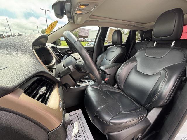 used 2016 Jeep Cherokee car, priced at $15,497