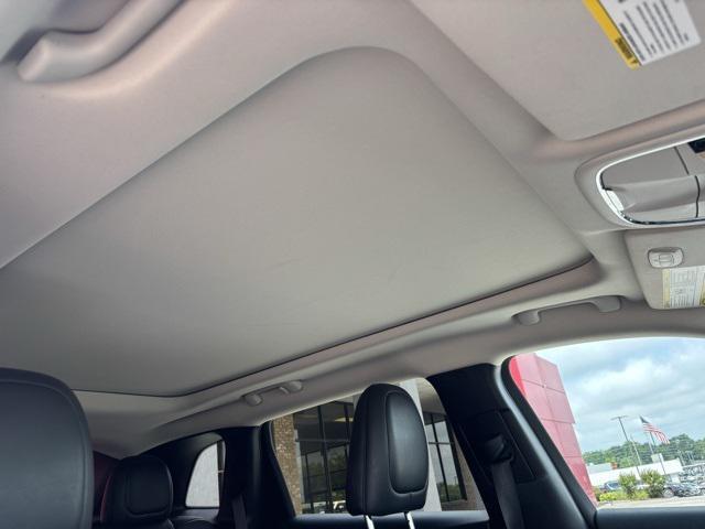 used 2016 Jeep Cherokee car, priced at $15,497