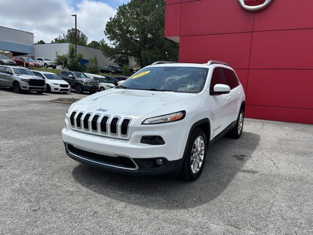 used 2016 Jeep Cherokee car, priced at $15,497