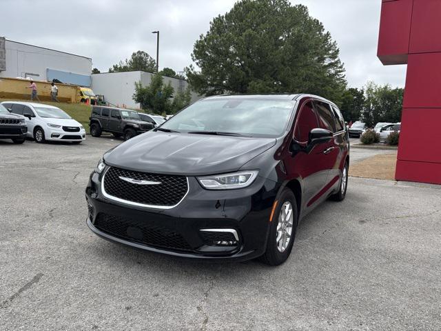 new 2026 Chrysler Pacifica car, priced at $41,985