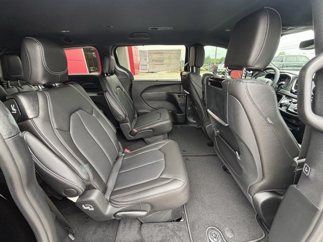 new 2026 Chrysler Pacifica car, priced at $41,985