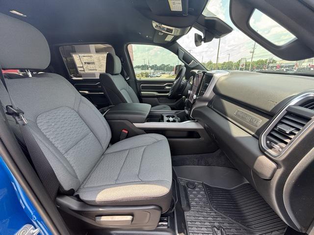 new 2025 Ram 1500 car, priced at $46,578