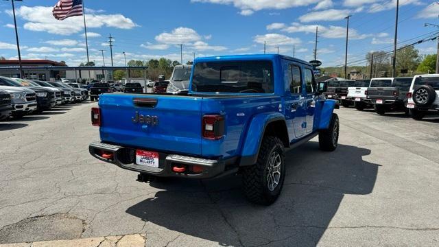 new 2024 Jeep Gladiator car, priced at $57,300