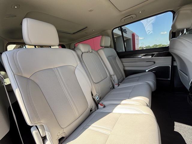used 2024 Jeep Wagoneer car, priced at $52,997