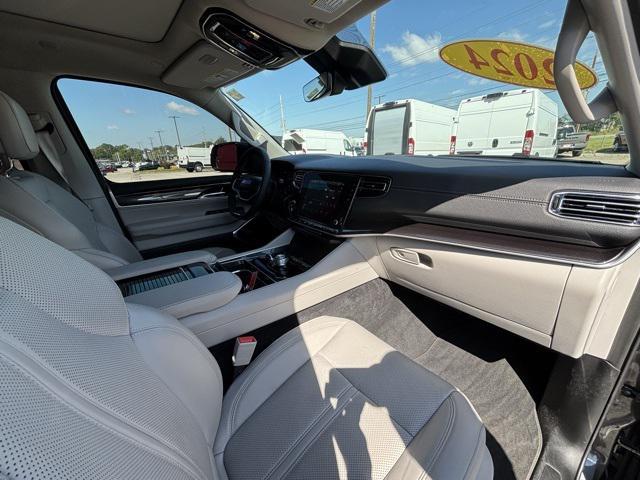 used 2024 Jeep Wagoneer car, priced at $52,997