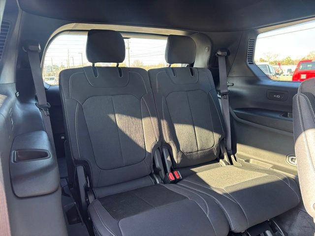 new 2025 Jeep Grand Cherokee L car, priced at $33,114