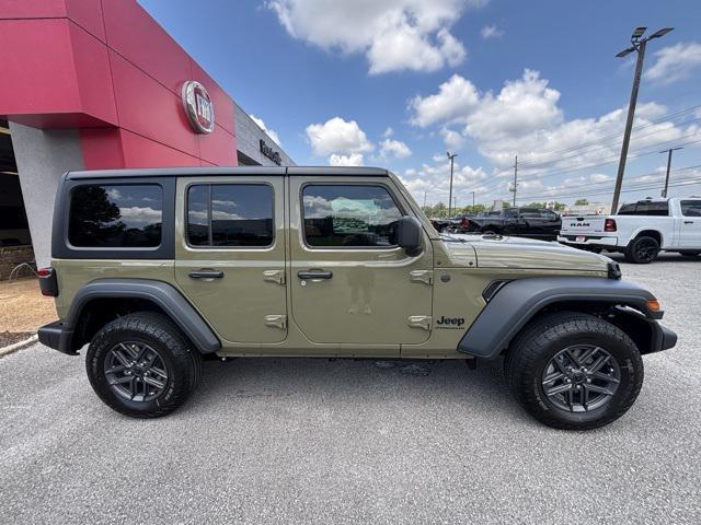 new 2025 Jeep Wrangler car, priced at $51,471