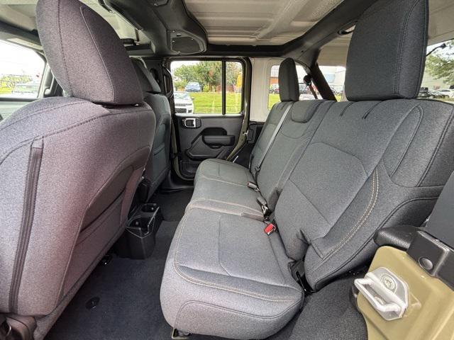 new 2025 Jeep Wrangler car, priced at $51,471