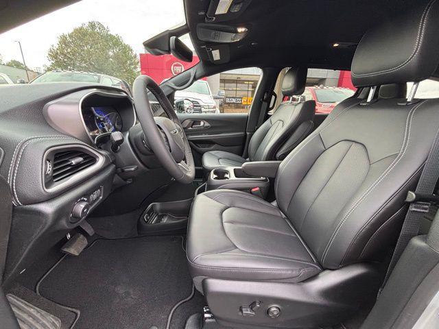 new 2026 Chrysler Pacifica car, priced at $42,135