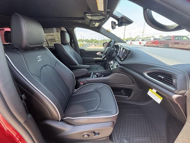 new 2026 Chrysler Pacifica car, priced at $53,355