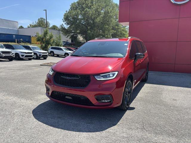 new 2026 Chrysler Pacifica car, priced at $53,355