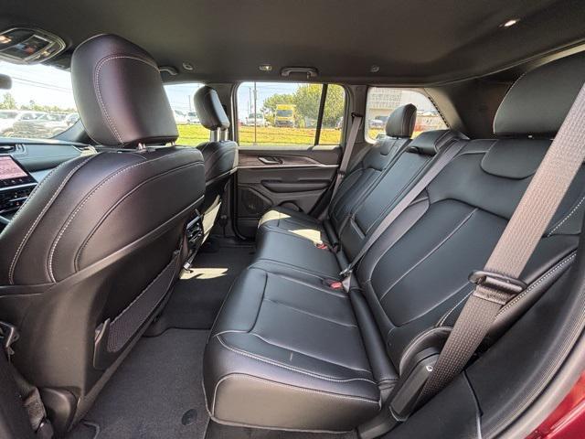 new 2025 Jeep Grand Cherokee car, priced at $35,439