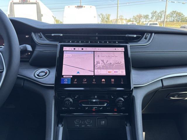 new 2025 Jeep Grand Cherokee car, priced at $35,439