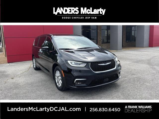 new 2025 Chrysler Pacifica car, priced at $40,527