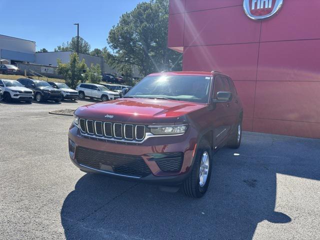 new 2025 Jeep Grand Cherokee car, priced at $35,670