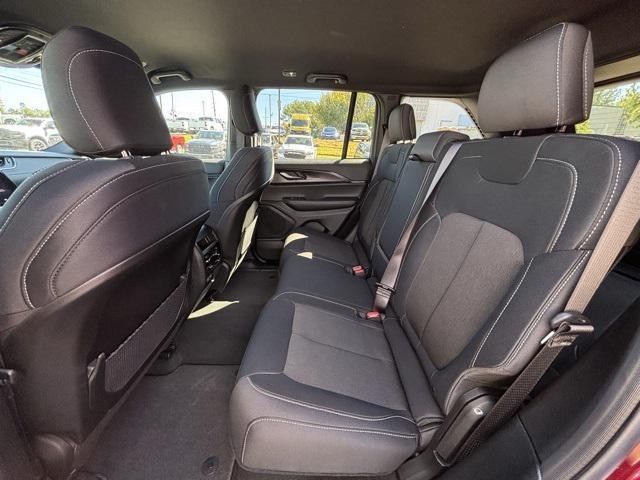 new 2025 Jeep Grand Cherokee car, priced at $35,670