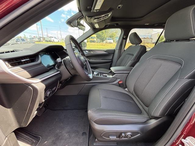 new 2025 Jeep Grand Cherokee L car, priced at $35,614