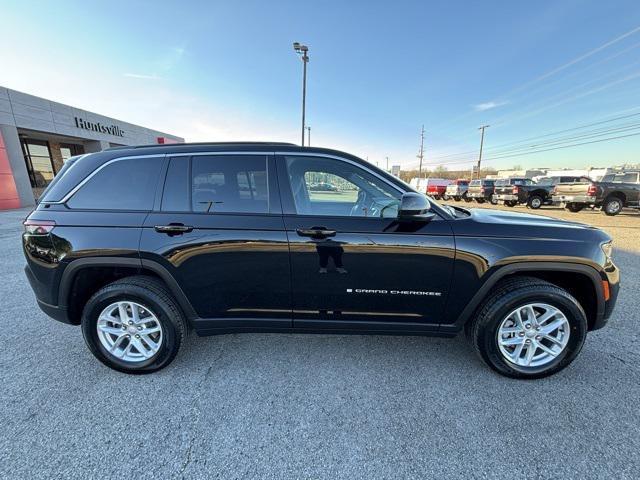 new 2025 Jeep Grand Cherokee car, priced at $34,965