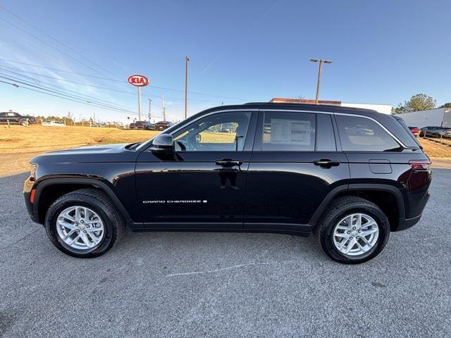 new 2025 Jeep Grand Cherokee car, priced at $34,965