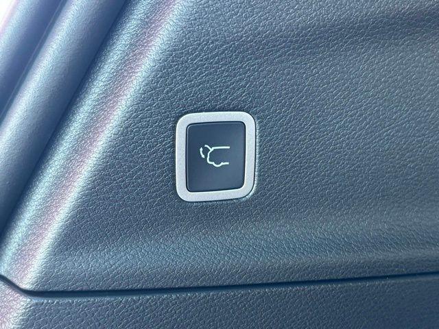 new 2026 Chrysler Pacifica car, priced at $55,225