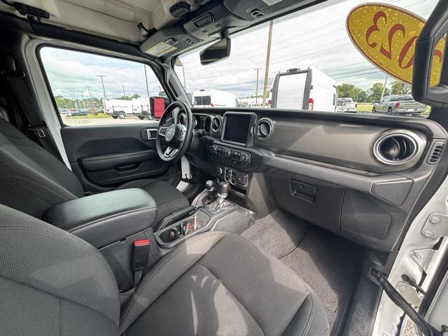 used 2023 Jeep Gladiator car, priced at $31,997