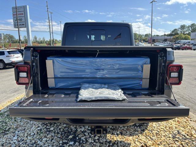 new 2025 Jeep Gladiator car, priced at $60,445