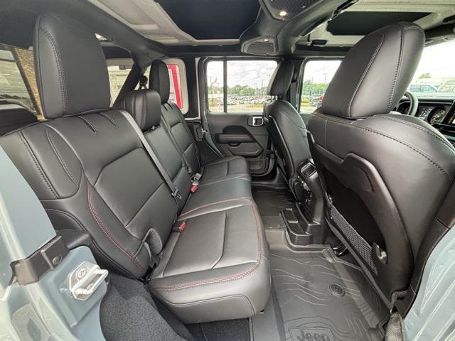 new 2025 Jeep Wrangler car, priced at $68,754