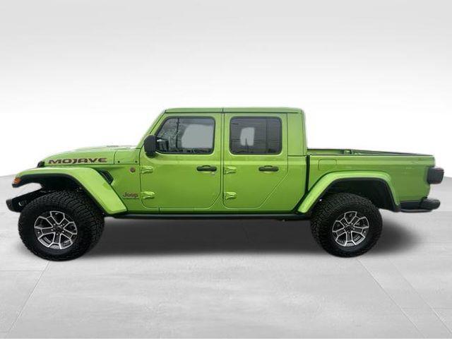 new 2026 Jeep Gladiator car, priced at $64,185