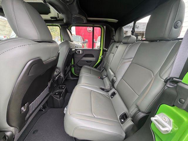 new 2026 Jeep Gladiator car, priced at $64,185