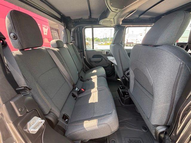 new 2025 Jeep Gladiator car, priced at $32,964