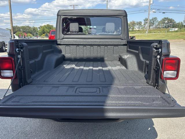 new 2025 Jeep Gladiator car, priced at $35,464