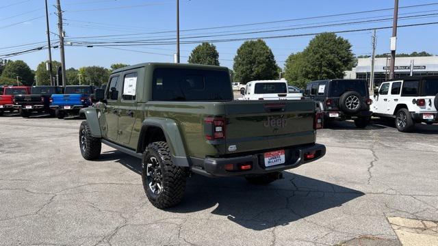 new 2024 Jeep Gladiator car, priced at $57,489