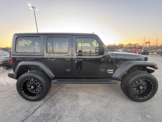 used 2020 Jeep Wrangler Unlimited car, priced at $28,595