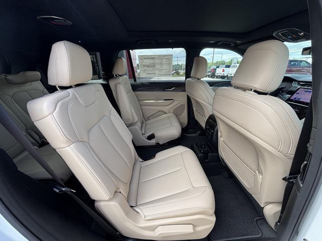 new 2025 Jeep Grand Cherokee L car, priced at $45,359