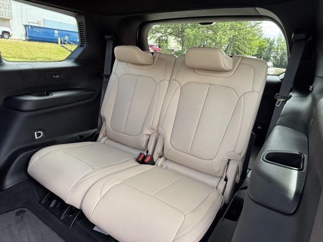 new 2025 Jeep Grand Cherokee L car, priced at $45,359