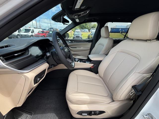 new 2025 Jeep Grand Cherokee L car, priced at $45,359