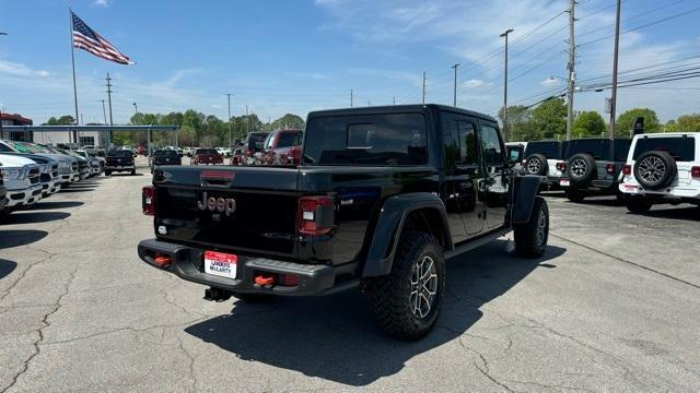 new 2024 Jeep Gladiator car, priced at $57,300