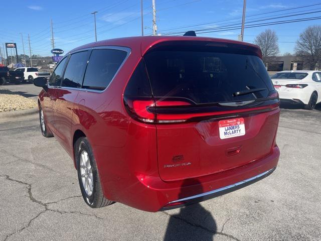 new 2025 Chrysler Pacifica car, priced at $43,315