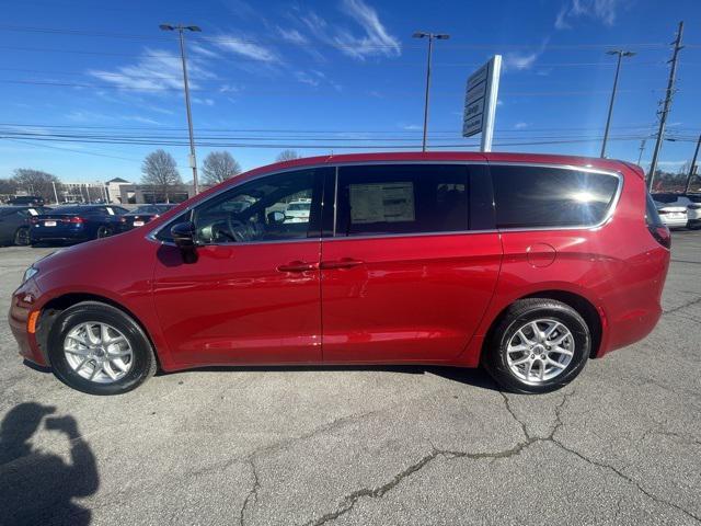 new 2025 Chrysler Pacifica car, priced at $43,315