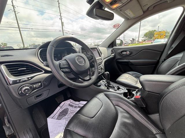 used 2023 Jeep Cherokee car, priced at $25,397