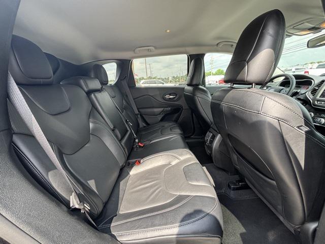 used 2023 Jeep Cherokee car, priced at $25,397