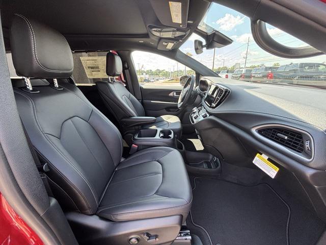 new 2026 Chrysler Pacifica car, priced at $45,070