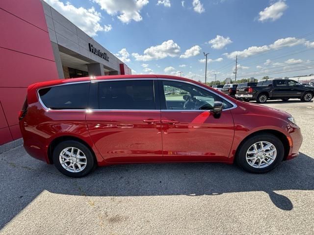 new 2026 Chrysler Pacifica car, priced at $45,070