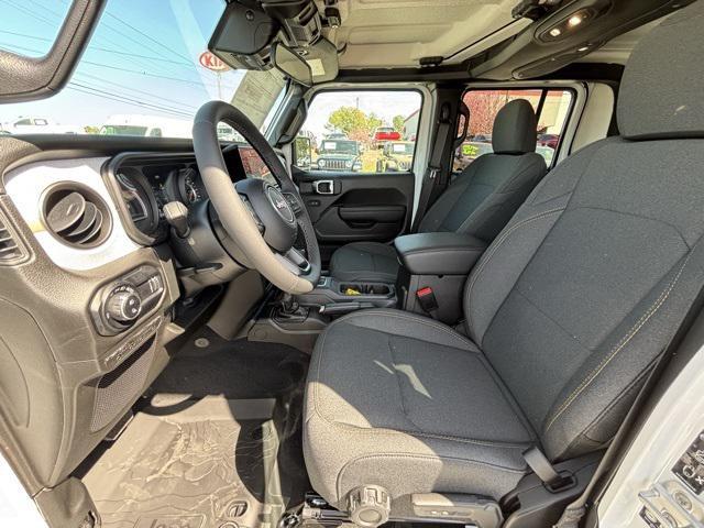 new 2025 Jeep Gladiator car, priced at $51,040