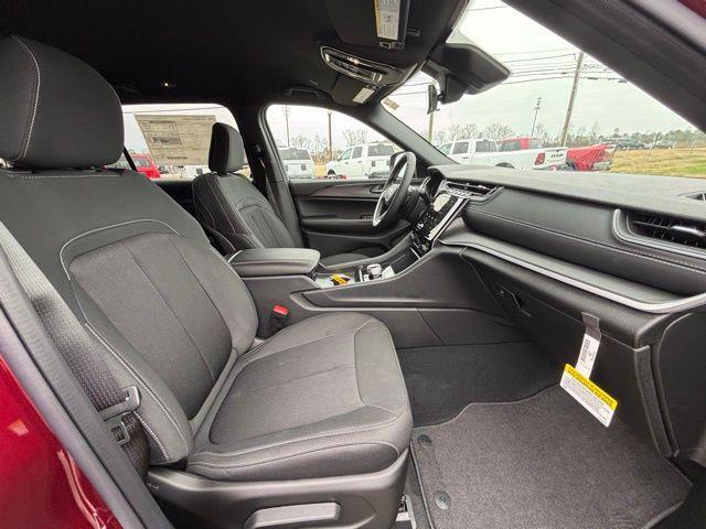 new 2025 Jeep Grand Cherokee L car, priced at $32,924