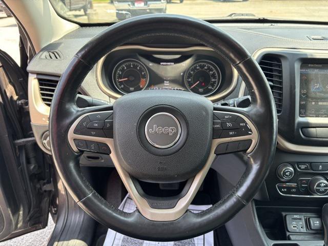 used 2014 Jeep Cherokee car, priced at $10,999
