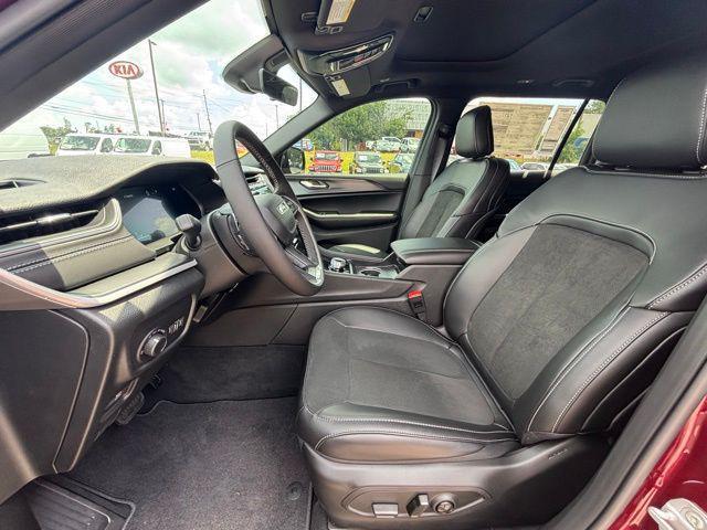 new 2025 Jeep Grand Cherokee L car, priced at $36,044