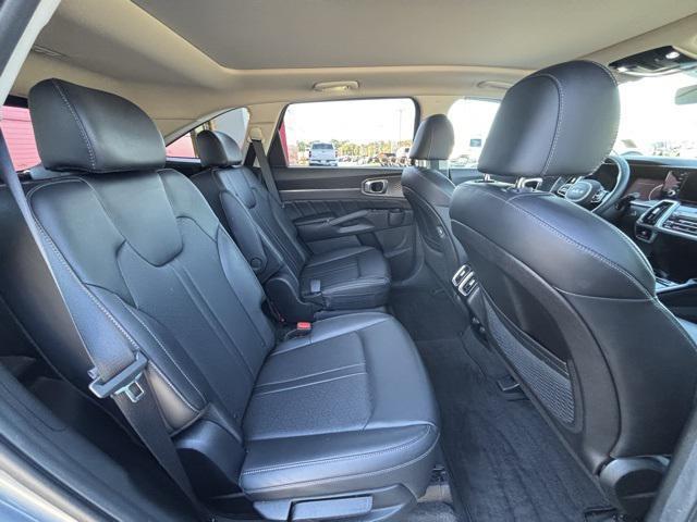 used 2023 Kia Sorento car, priced at $30,997