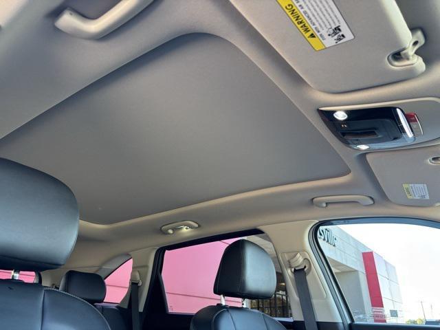 used 2023 Kia Sorento car, priced at $30,997